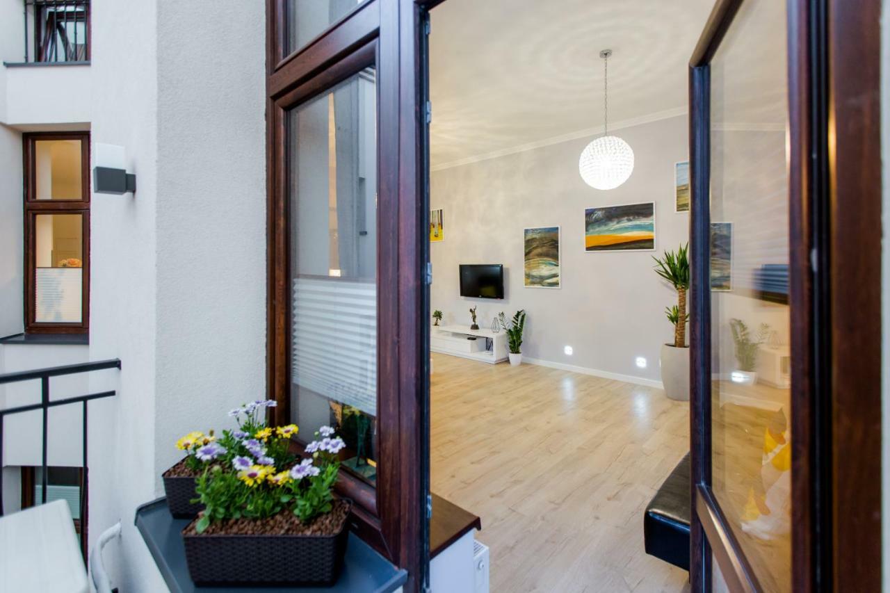 Kings Landing Apartament Cracóvia Exterior foto